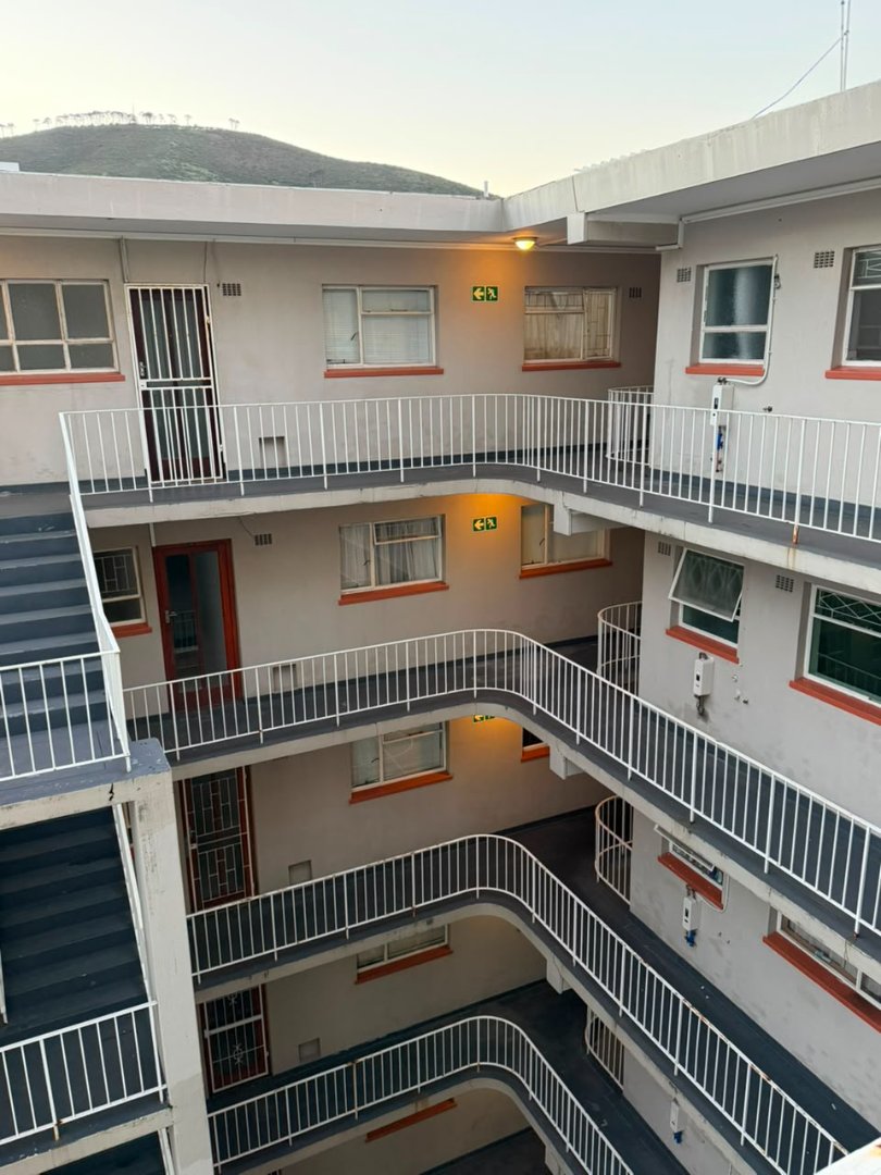1 Bedroom Property for Sale in Cape Town City Centre Western Cape